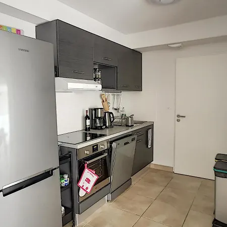 T3 Neuf Climatise Avec Terrasse, Piscine Et Parking A - Fr-1-732-27 Apartmán