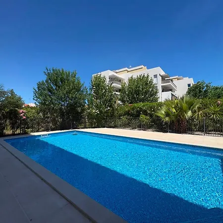 Lejlighed T3 Neuf Climatise Avec Terrasse, Piscine Et Parking A - Fr-1-732-27 *